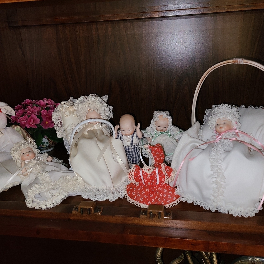 Porcelain little dolls collection